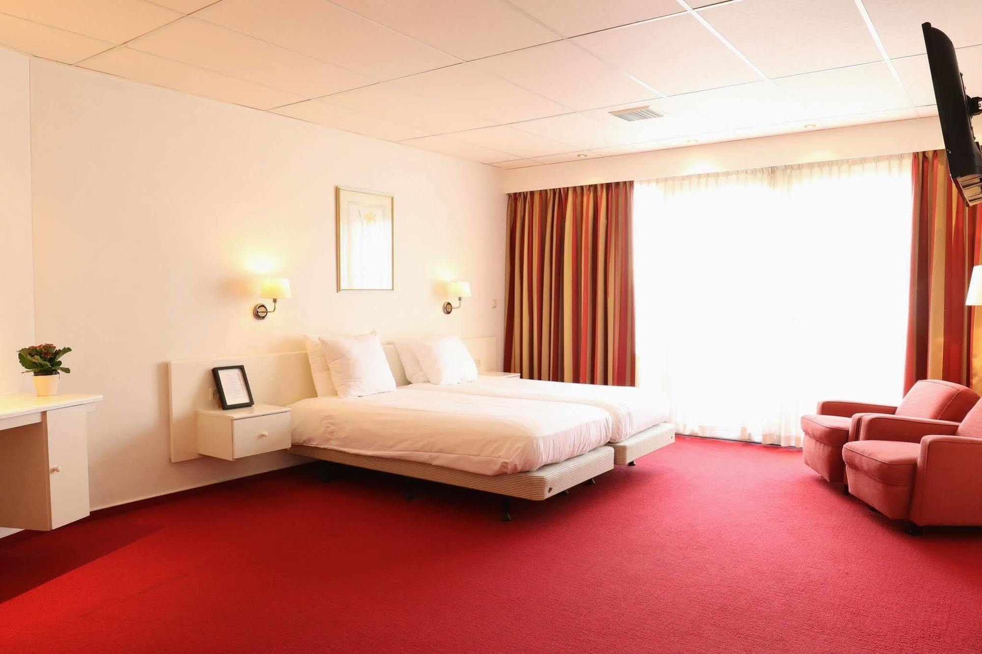 Js Hotel เอเพน ภายนอก รูปภาพ