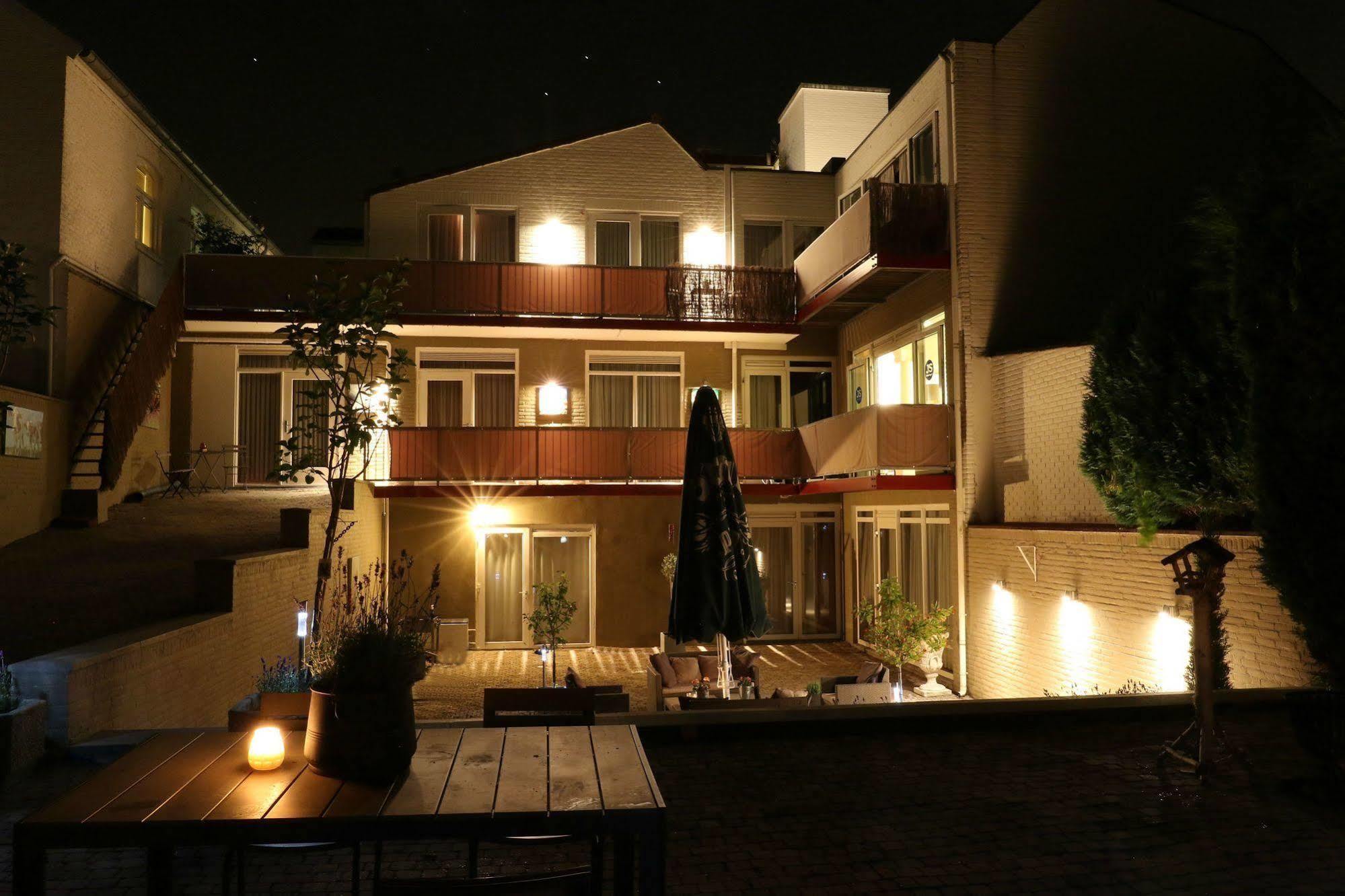 Js Hotel เอเพน ภายนอก รูปภาพ